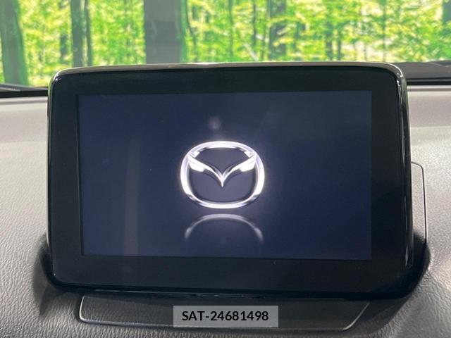 Mazda CX-3 2018-09 8814041-3