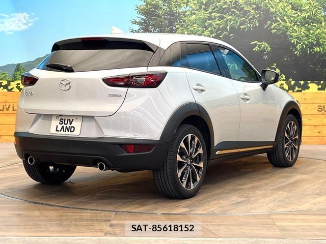 Mazda CX-3 2021-02 8814154-16