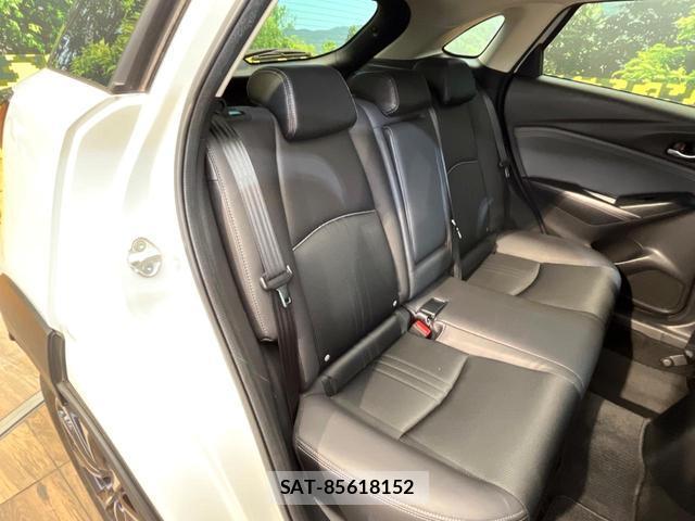 Mazda CX-3 2021-02 8814154-8