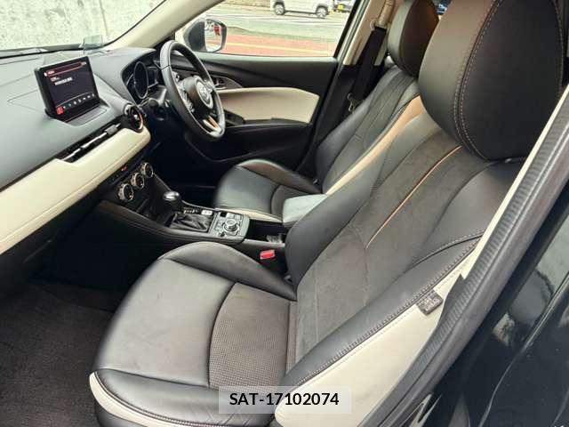 Mazda CX-3 2022-04 8815238-6