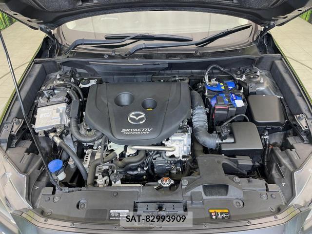 Mazda CX-3 2018-04 8815940-17