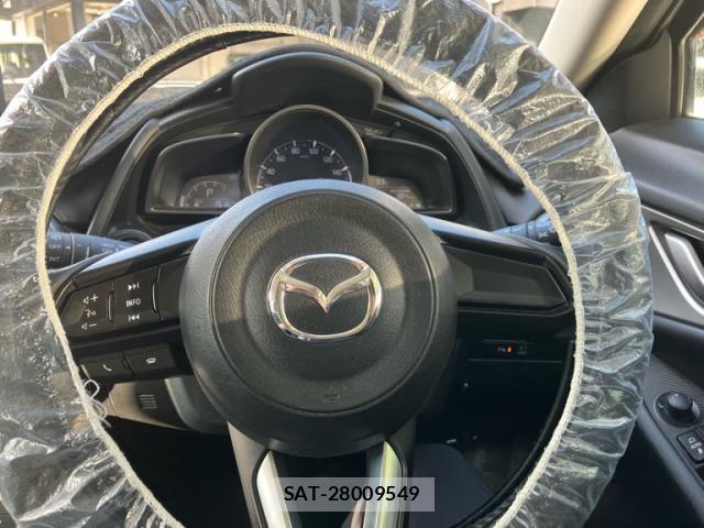 Mazda CX-3 2018-07 8816102-16