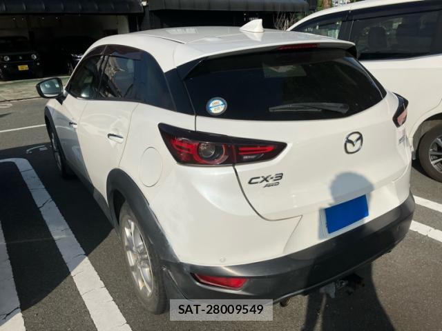 Mazda CX-3 2018-07 8816102-5