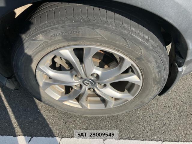 Mazda CX-3 2018-07 8816102-9