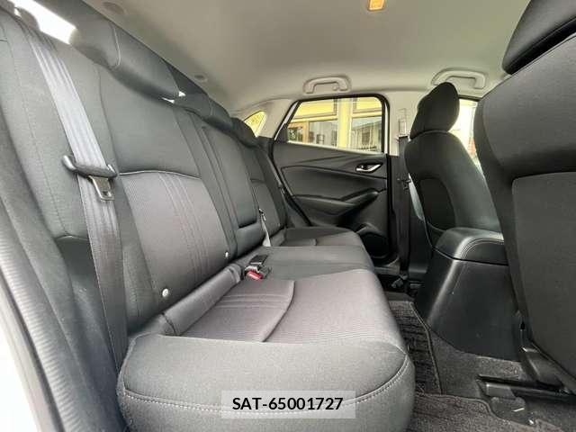 Mazda CX-3 2021-10 8817006-7