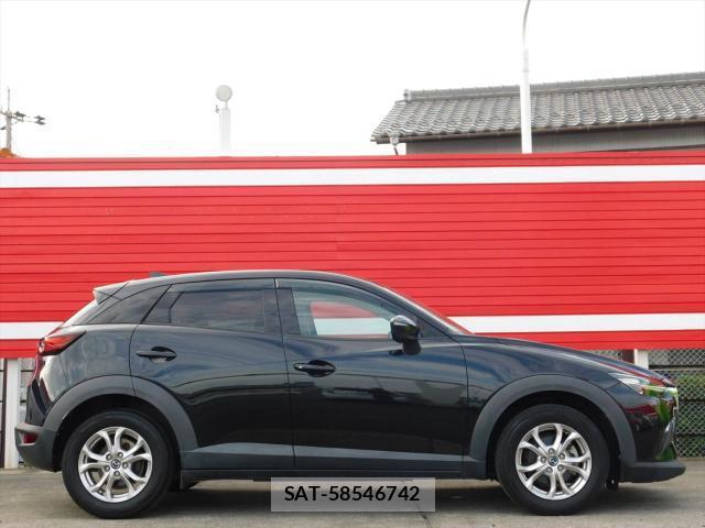 Mazda CX-3 2019-04 8817052-3