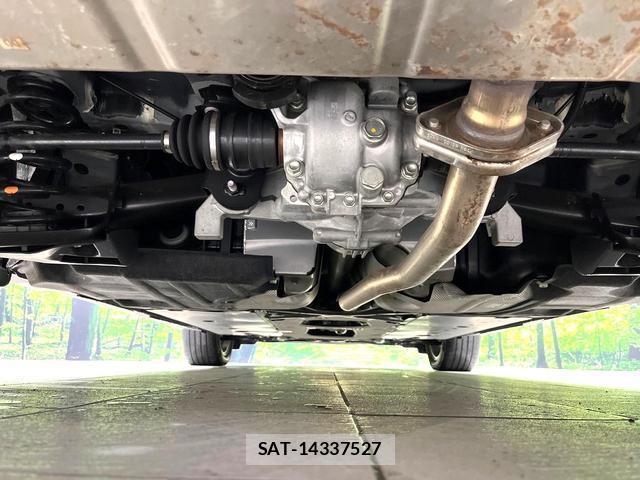 Mazda CX-30 2019-09 8812047-14