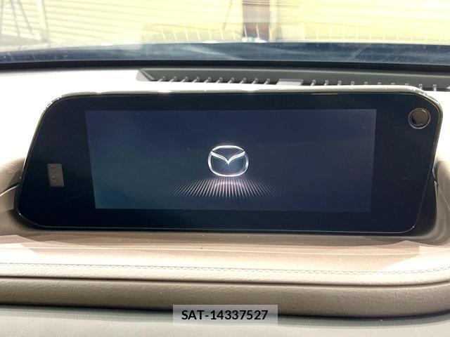 Mazda CX-30 2019-09 8812047-3