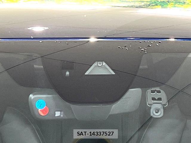 Mazda CX-30 2019-09 8812047-5