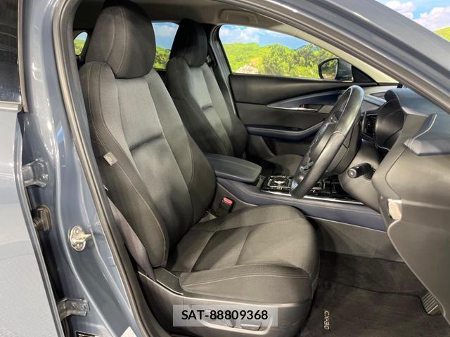 Mazda CX-30 2019-12 8812953-8