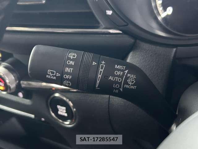 Mazda CX-30 2021-06 8813093-15