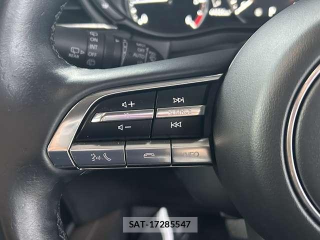 Mazda CX-30 2021-06 8813093-16