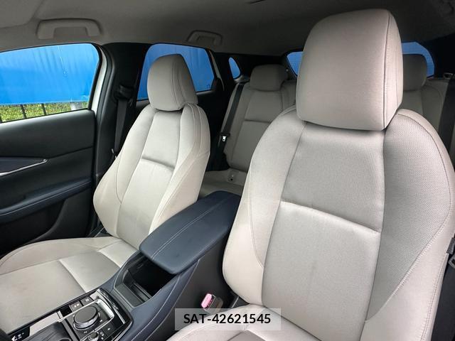 Mazda CX-30 2019-12 8814523-11