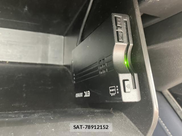 Mazda CX-30 2019-10 8814619-11