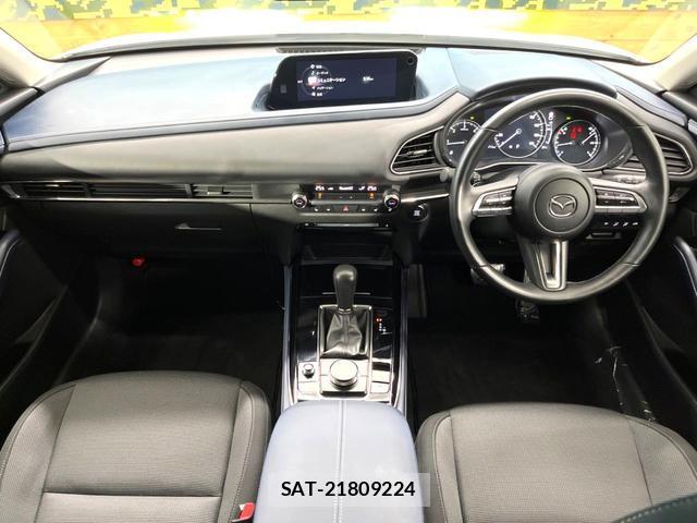 Mazda CX-30 2022-03 8815078-1