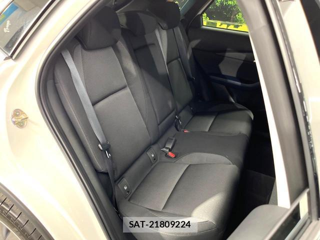 Mazda CX-30 2022-03 8815078-8