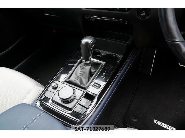 Mazda CX-30 2020-09 8817291-2