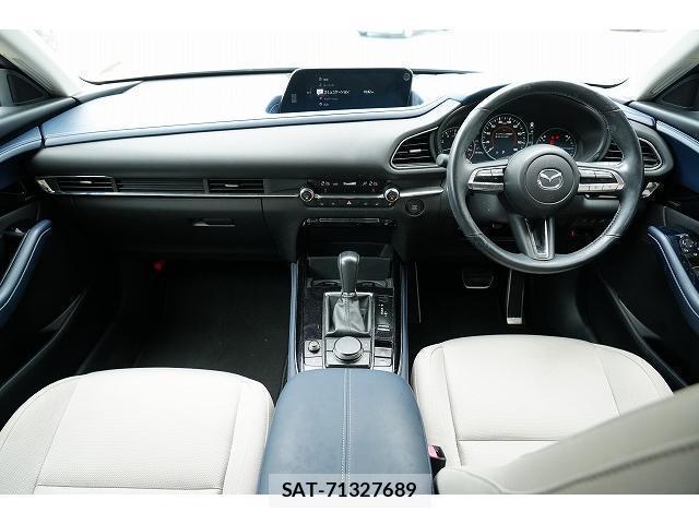 Mazda CX-30 2020-09 8817291-3