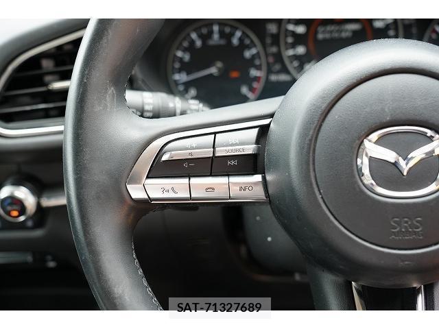 Mazda CX-30 2020-09 8817291-9