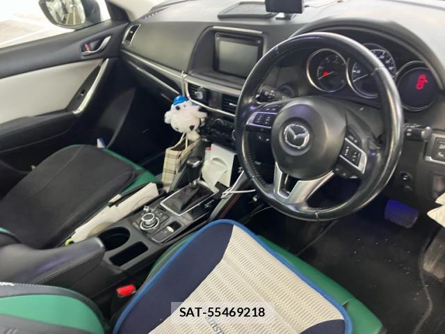 Mazda CX-5 2015-02 8812107-4