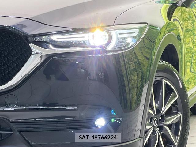 Mazda CX-5 2018-09 8812201-13