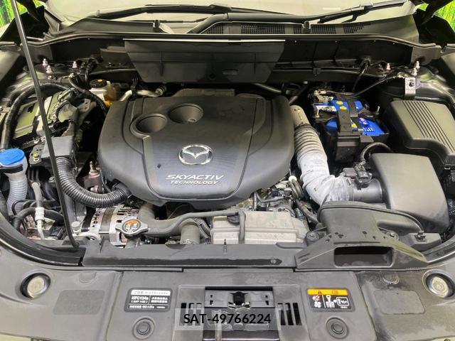 Mazda CX-5 2018-09 8812201-18