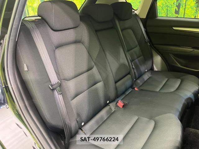 Mazda CX-5 2018-09 8812201-9