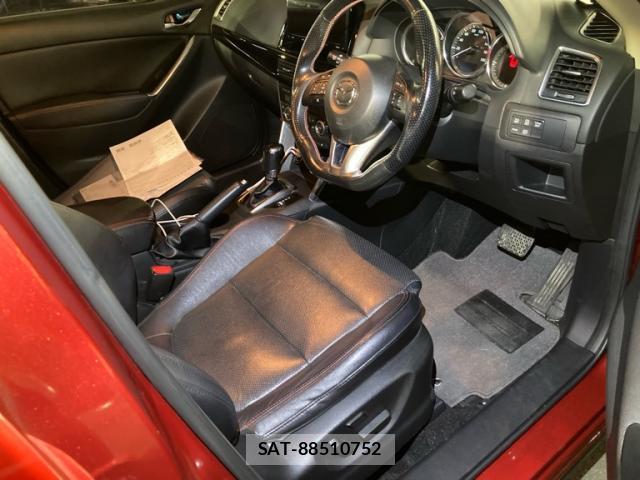 Mazda CX-5 2013-12 8813301-10