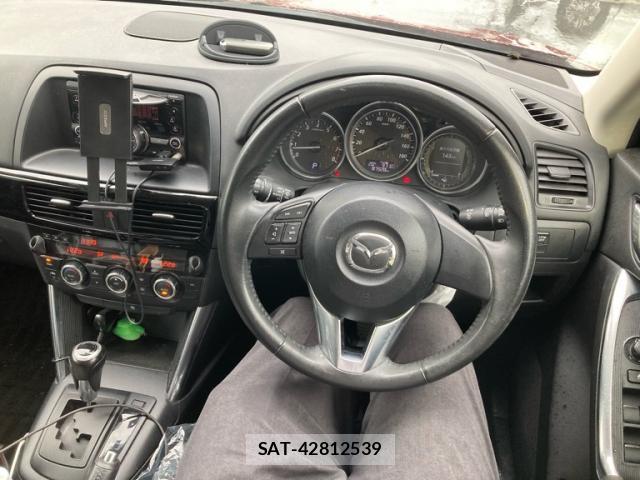 Mazda CX-5 2012-06 8813533-7