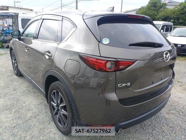 Mazda CX-5 2021-09 8813826-4