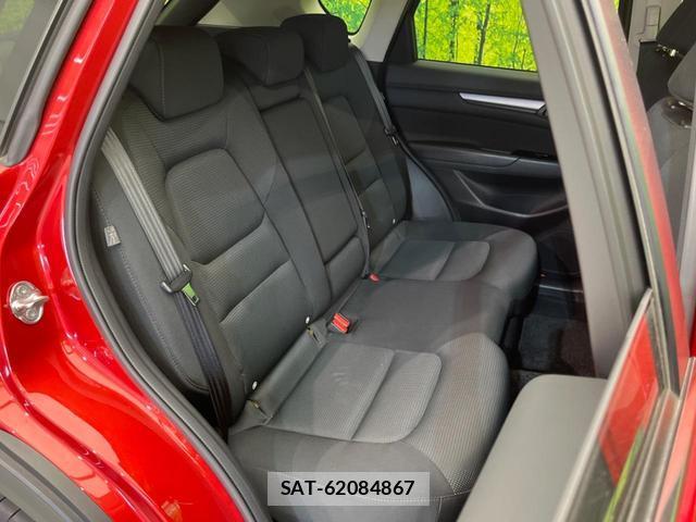 Mazda CX-5 2019-01 8814760-8