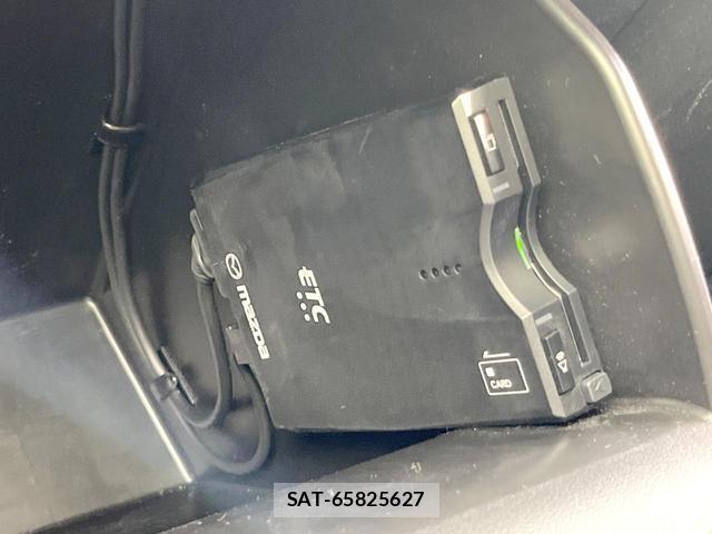 Mazda CX-5 2021-04 8814853-5