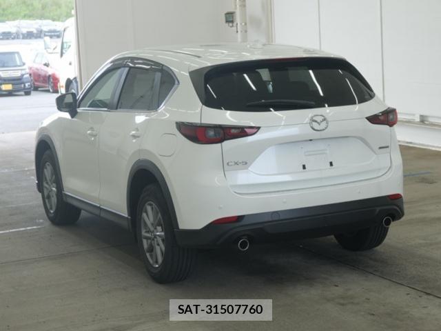 Mazda CX-5 2022-06 8815637-1