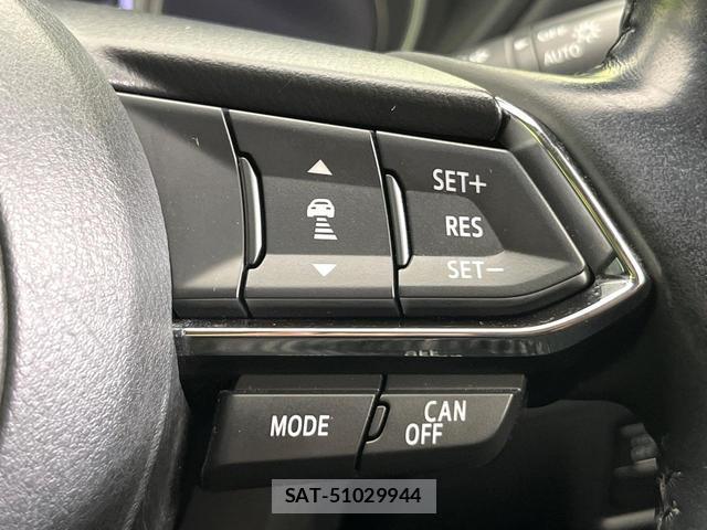 Mazda CX-5 2017-09 8815763-5
