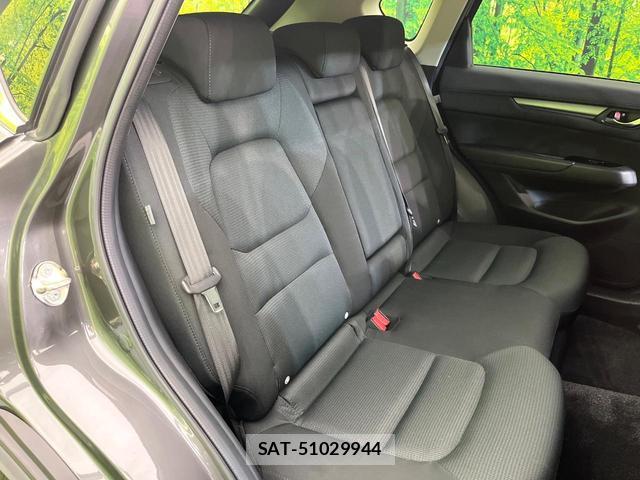 Mazda CX-5 2017-09 8815763-9