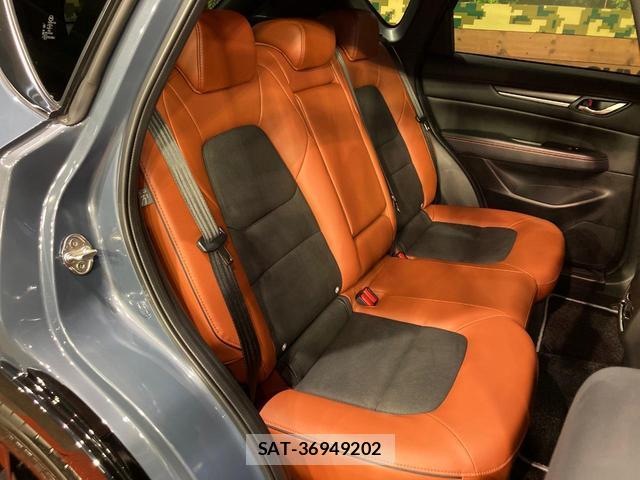 Mazda CX-5 2023-10 8815911-9