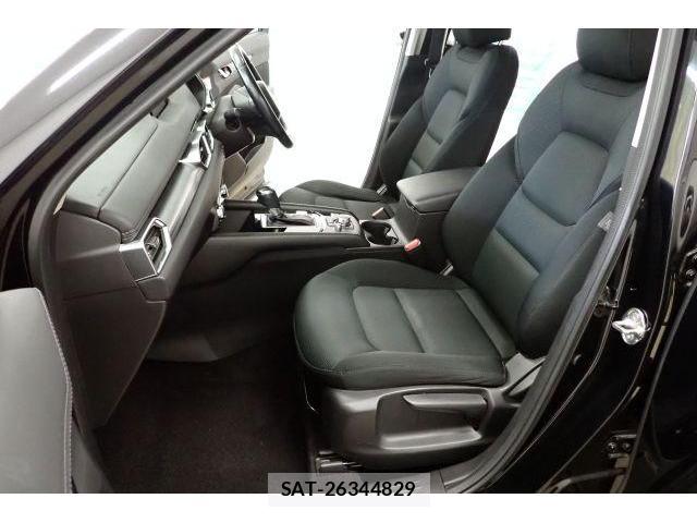 Mazda CX-5 2018-09 8816061-10
