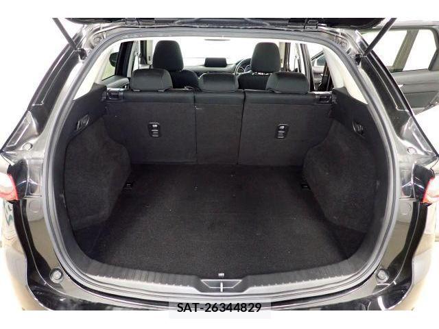 Mazda CX-5 2018-09 8816061-12