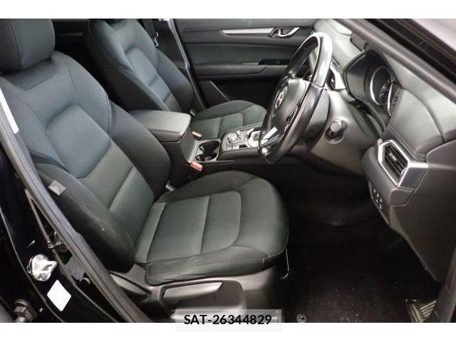 Mazda CX-5 2018-09 8816061-5