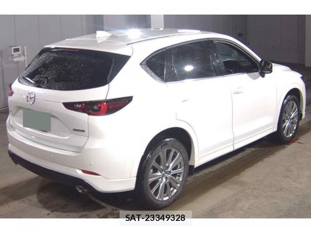 Mazda CX-5 2022-05 8817350-3