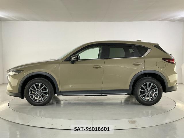 Mazda CX-5 2022-03 8817393-3