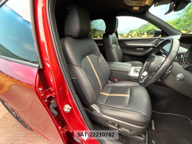 Mazda CX-60 2022-10 8813684-7