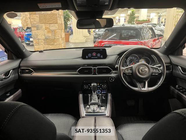 Mazda CX-8 2017-12 8812939-2