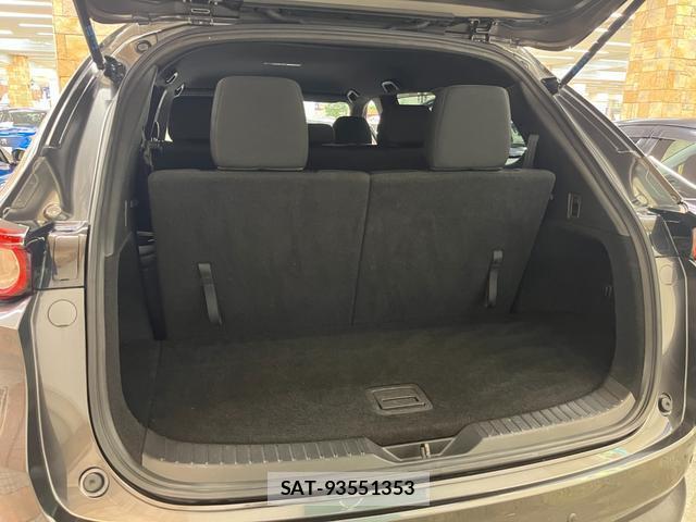 Mazda CX-8 2017-12 8812939-6