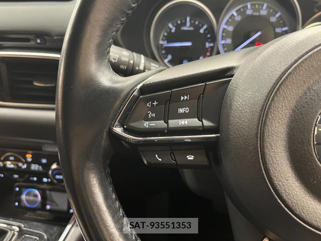 Mazda CX-8 2017-12 8812939-9