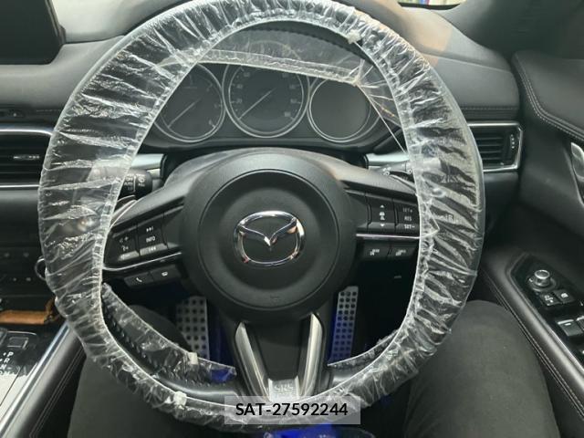 Mazda CX-8 2017-12 8813640-11