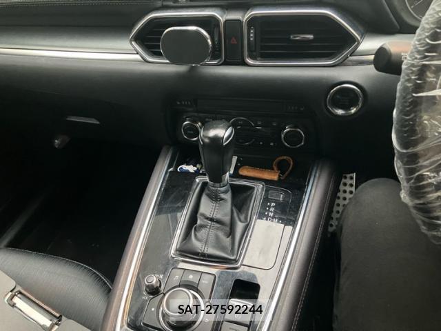 Mazda CX-8 2017-12 8813640-15
