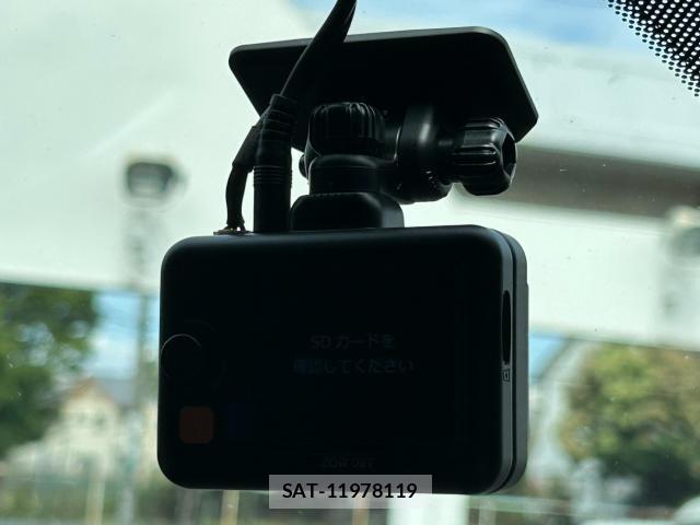 Mazda CX-8 2019-05 8814616-11