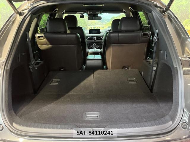 Mazda CX-8 2018-03 8817363-10