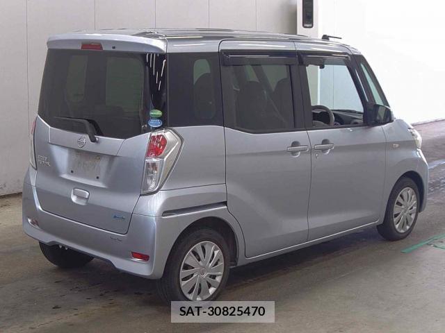 Nissan DAYZ ROOX 2016-01 8813053-1